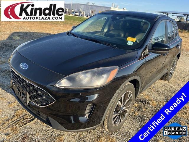 2022 ford escape se