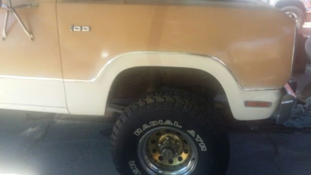 1973 dodge d 100 adventurer 4x4 short bed with 440 cu in