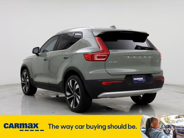 2023 volvo xc40 b5 plus bright theme
