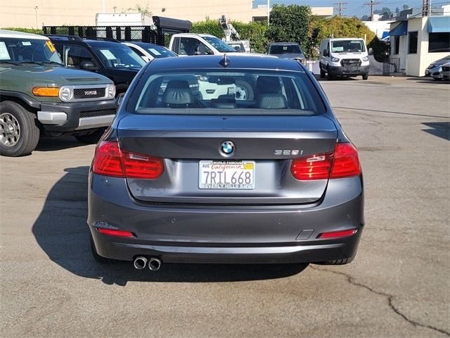 2012 bmw 3 series