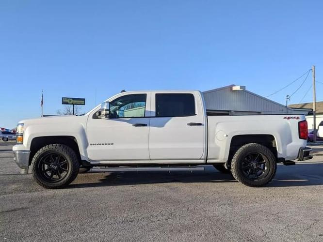 2014 chevrolet silverado 1500 crew cab lt pickup 4d 5 3/4 ft in blue springs, missouri