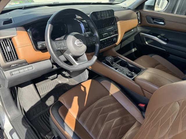 2023 nissan pathfinder platinum 4wd