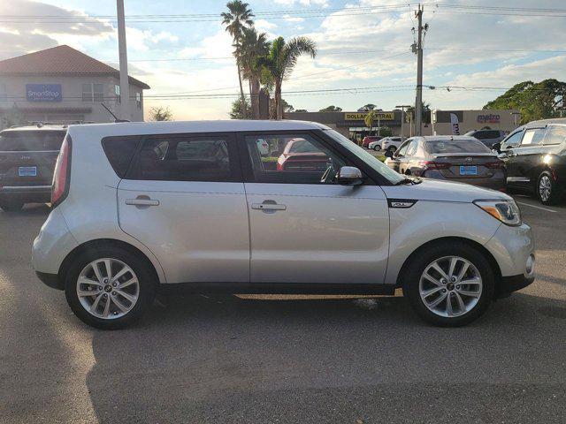 2019 kia soul +