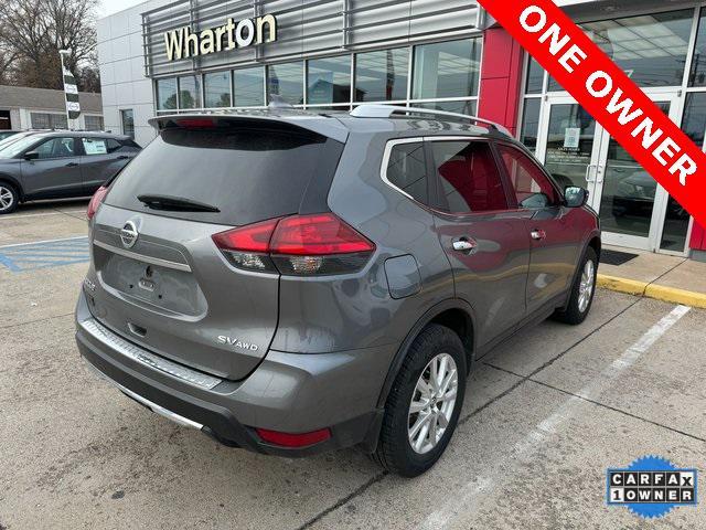 2017 nissan rogue sv