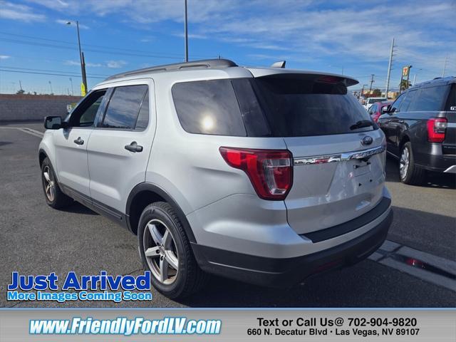 2018 ford explorer base