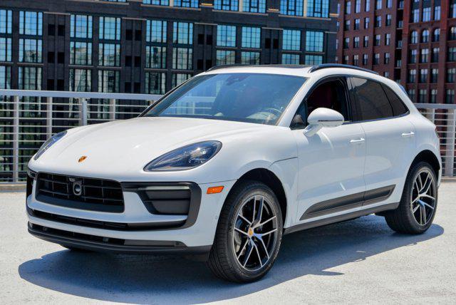 2024 porsche macan base