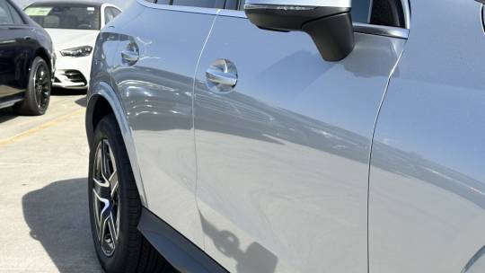 2025 Mercedes-Benz GLC