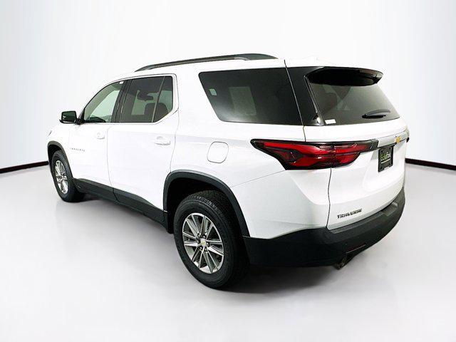2022 chevrolet traverse lt leather