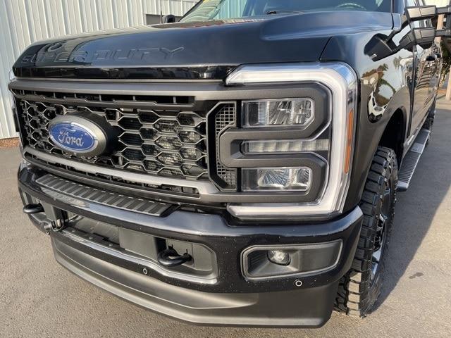 2023 ford f-350 lariat super duty