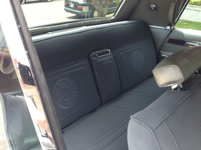 1966 imperial lebaron-california black plate in unique original color
