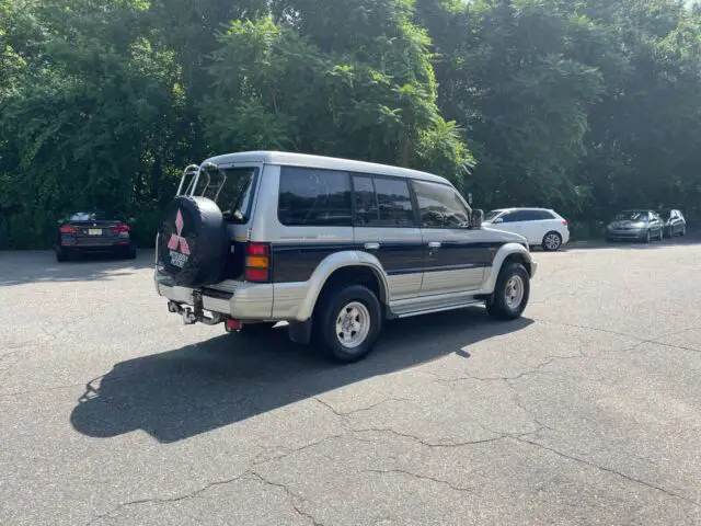 1994 mitsubishi pajero white 4wd automatic exceed