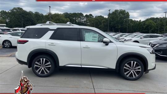 2024 Nissan Pathfinder platinum