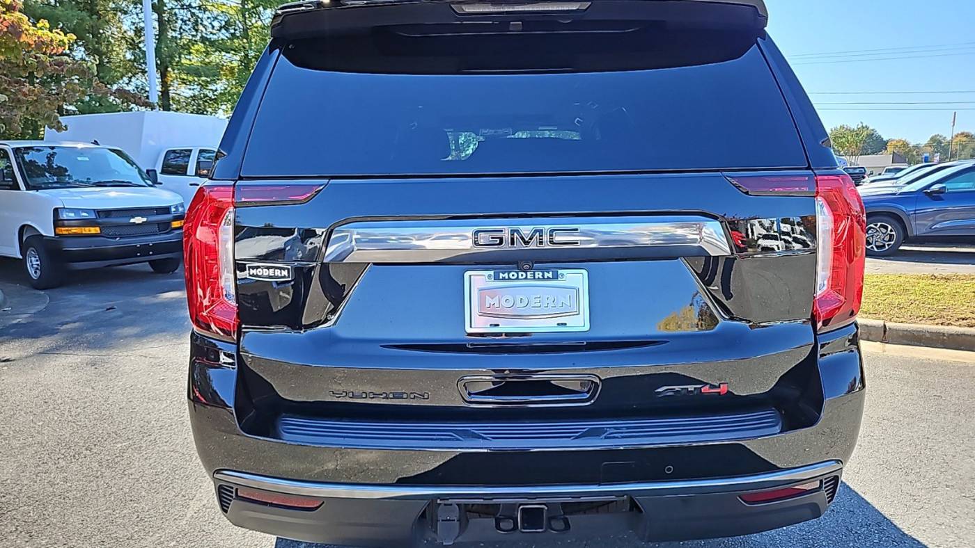 2023 gmc yukon xl at4