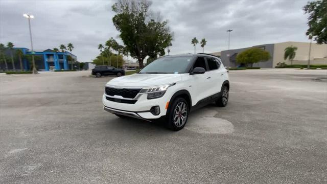 2023 kia seltos sx