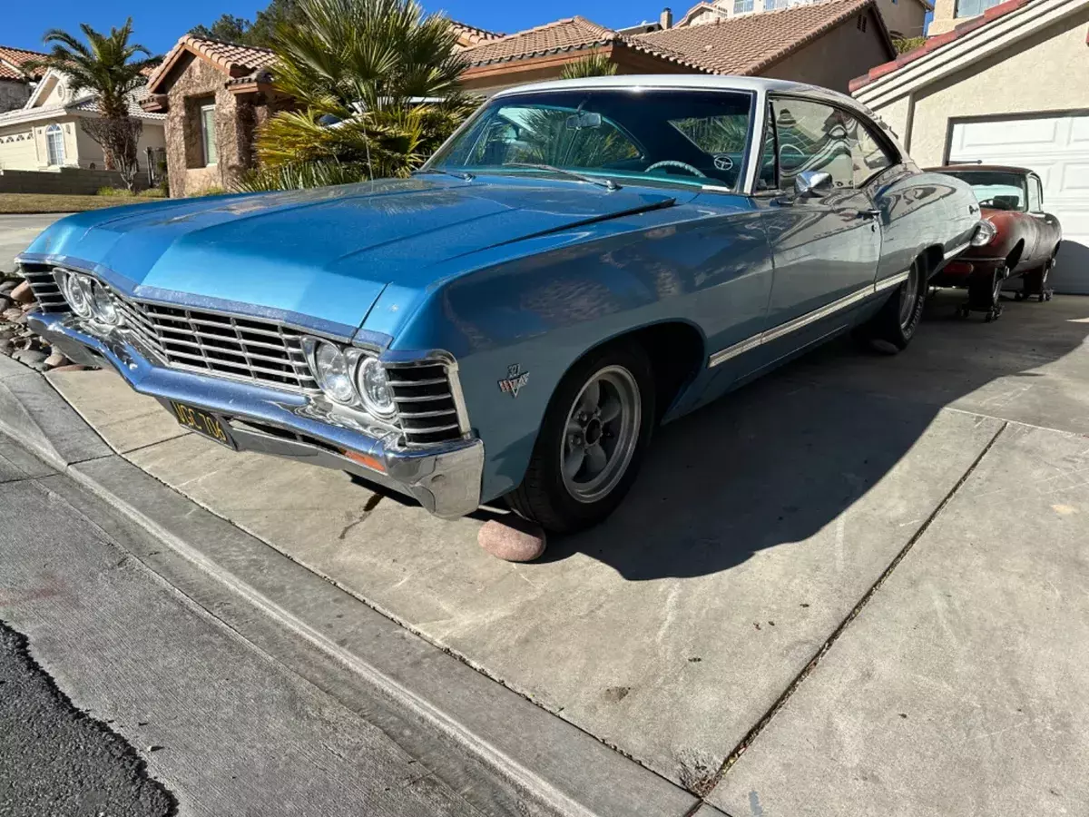 1967 chevrolet impala base hardtop 2-door 5.7l
