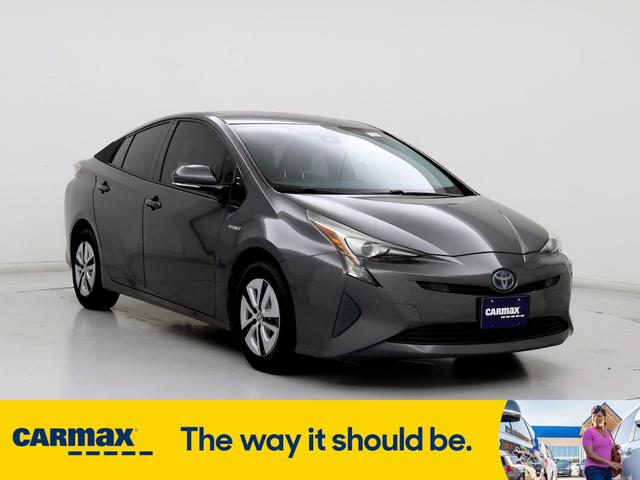 2017 toyota prius two