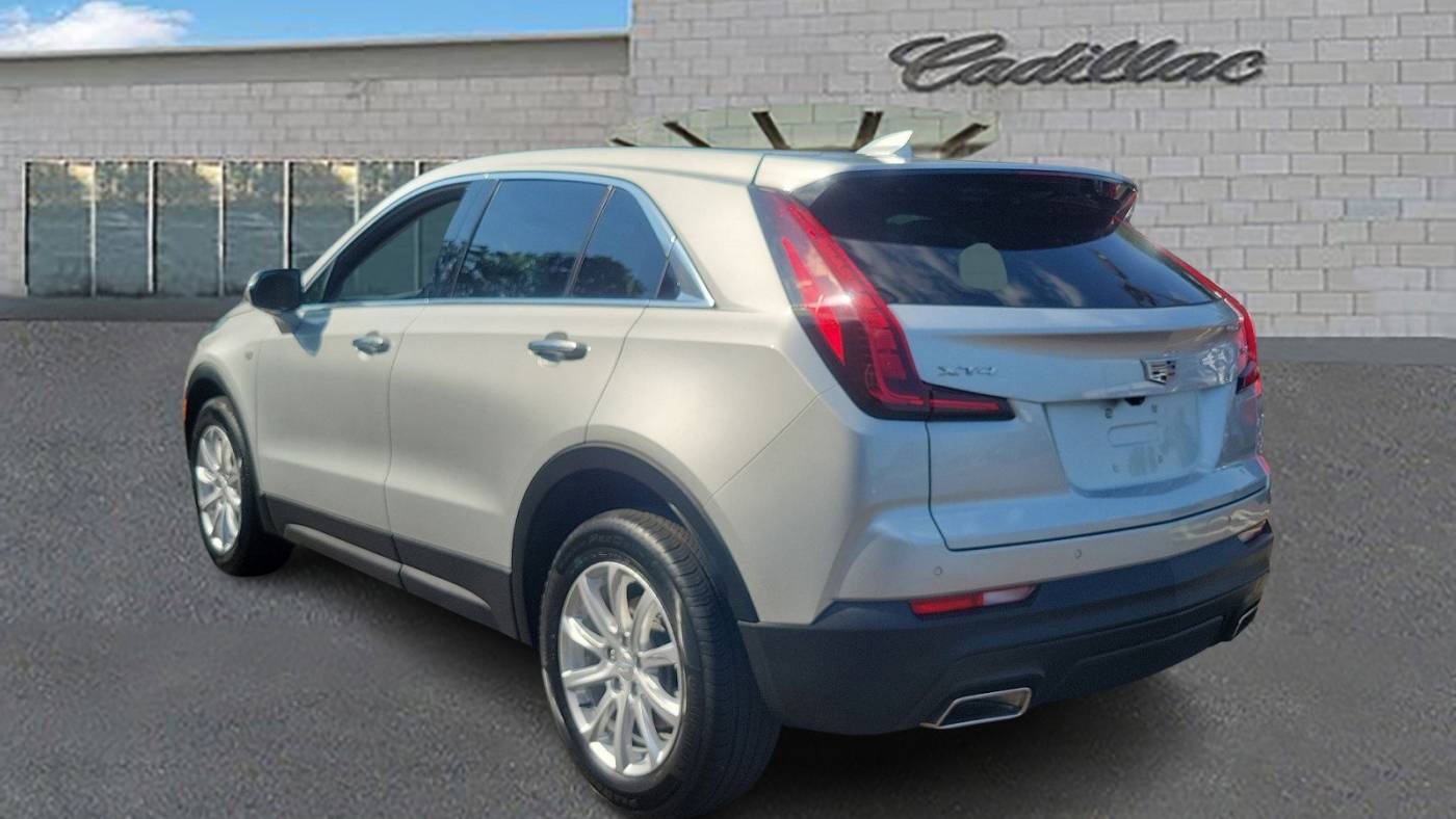2022 cadillac xt4 luxury