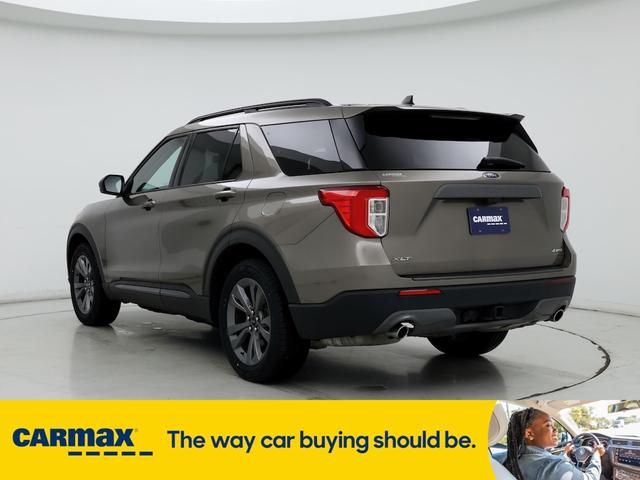 2021 ford explorer xlt