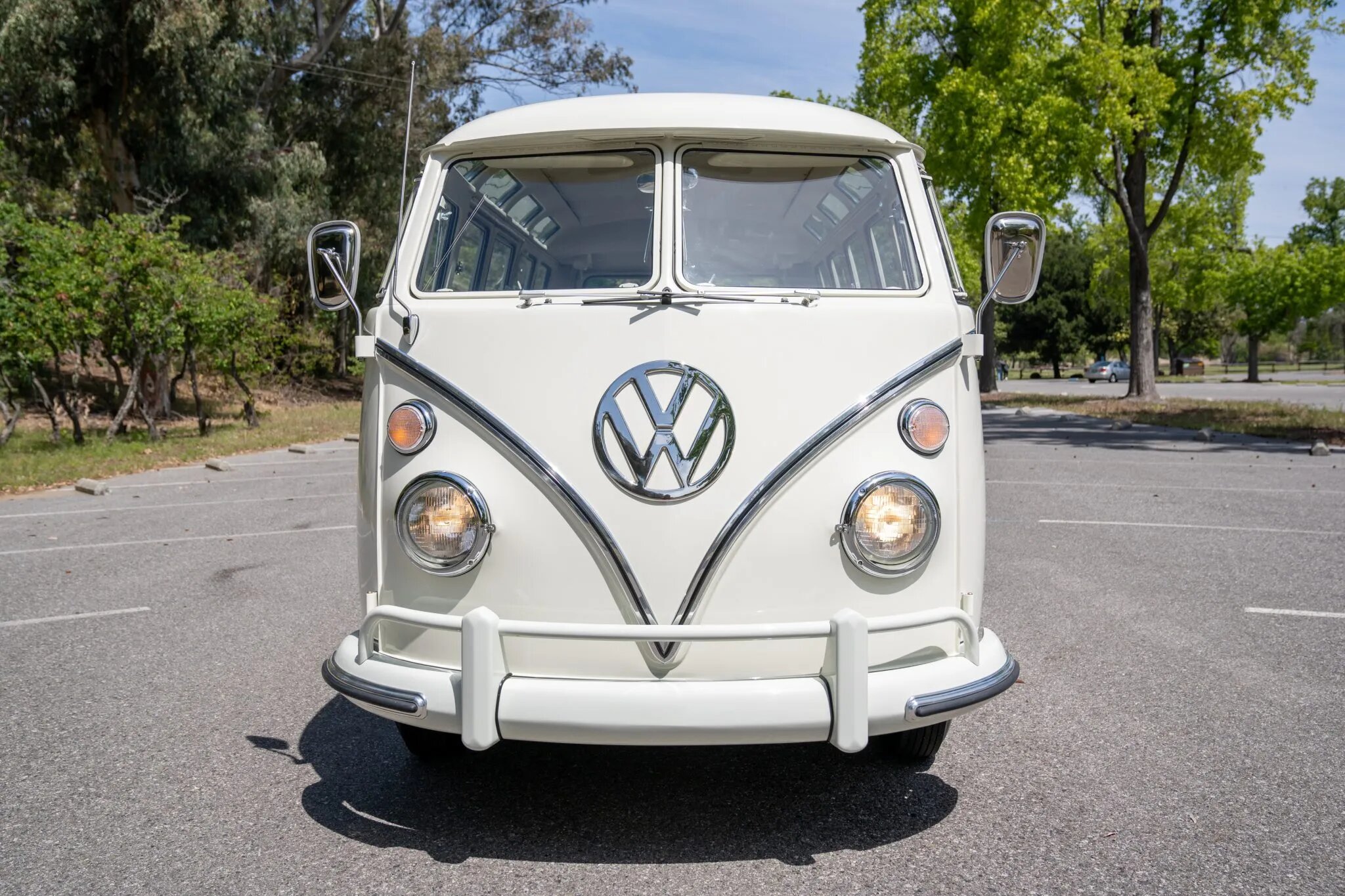 volkswagen type 2 21-window deluxe