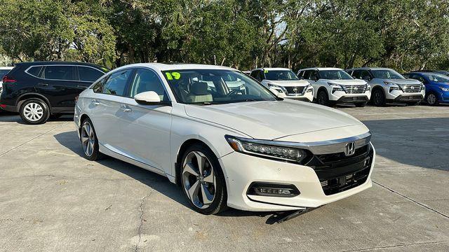 2019 honda accord touring 2.0t