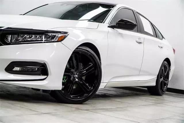 2019 honda accord in barrett parkway, georgia