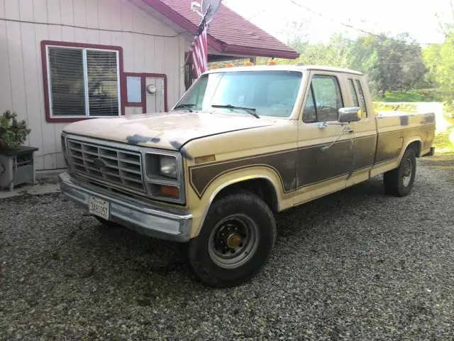 2 wheel drive 6.9 non turbo diesel