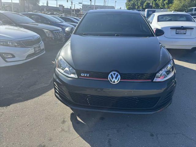 2017 volkswagen golf gti 2.0t se 4-door
