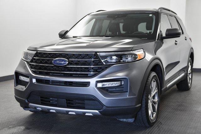 2021 ford explorer xlt