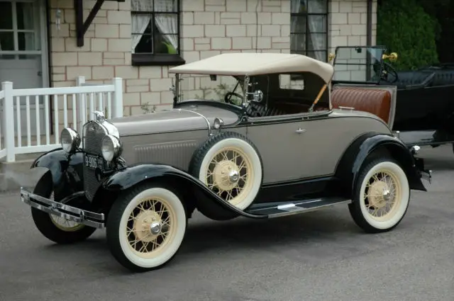 1930 ford model a deluxe roadster (show car)