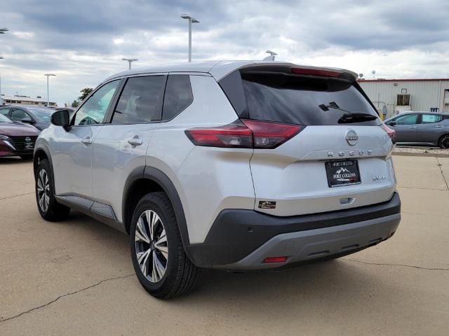 2022 nissan rogue sv