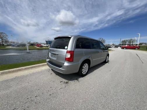 2016 chrysler town & country touring in ankeny, iowa