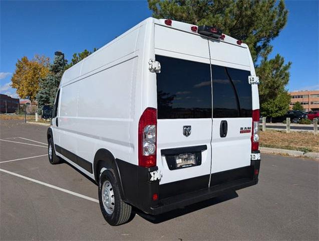 2022 ram promaster 2500 high roof