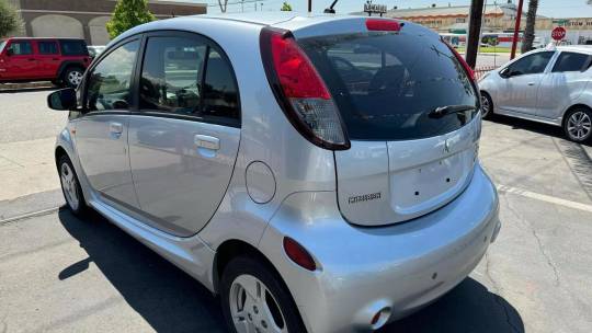 2017 Mitsubishi i-MiEV