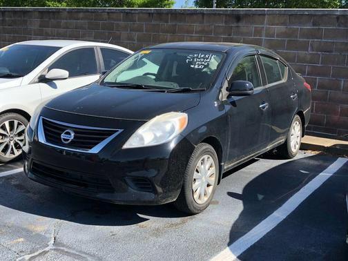 2014 nissan versa in saint louis, missouri