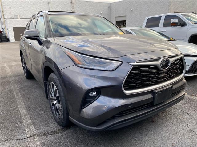 2021 toyota highlander xle