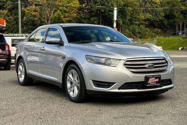 2013 ford taurus sel