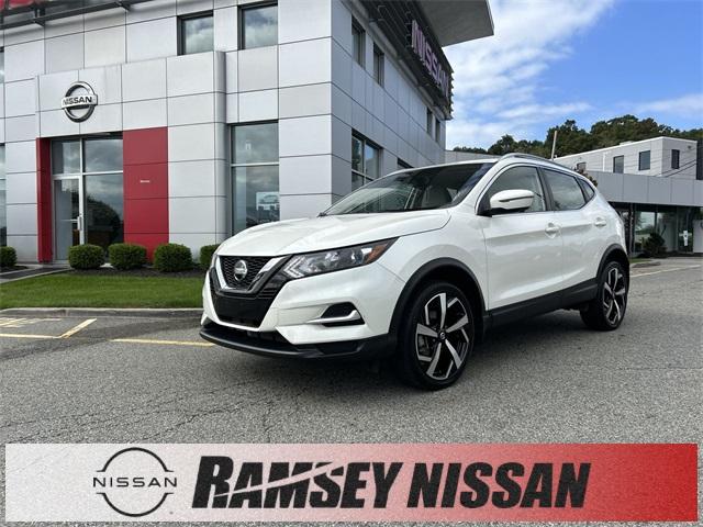 2022 nissan rogue sport sl