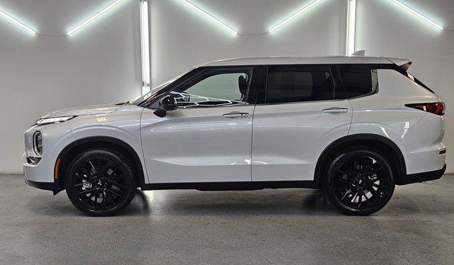 2024 mitsubishi outlander se black edition