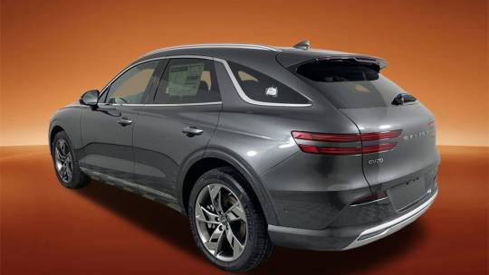 2024 Genesis GV70