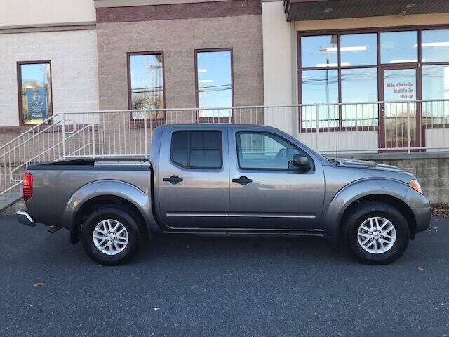 2020 nissan frontier sv