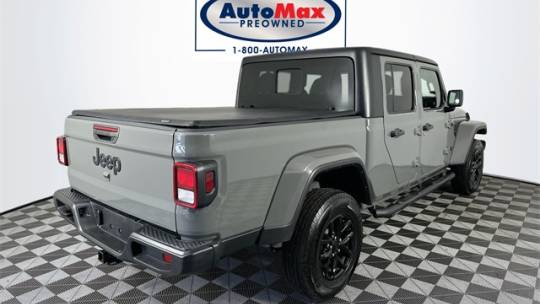 2022 jeep gladiator altitude