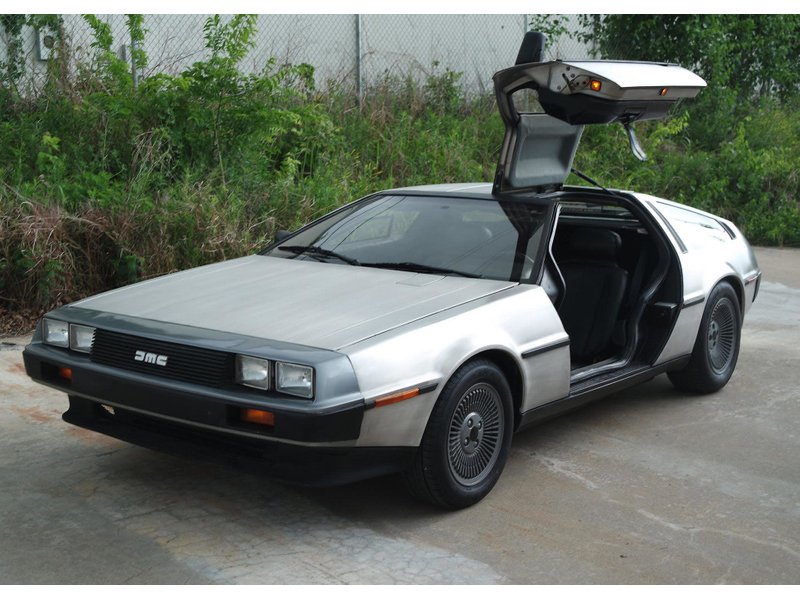 delorean dmc-12 gullwing
