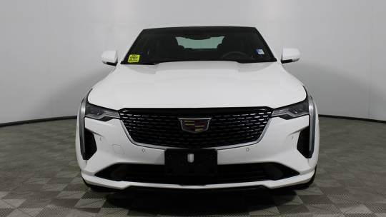 2022 Cadillac CT4
