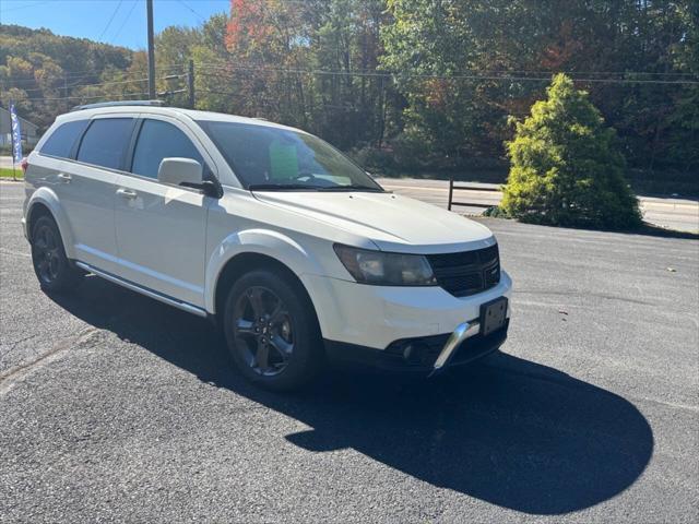 2019 dodge journey crossroad