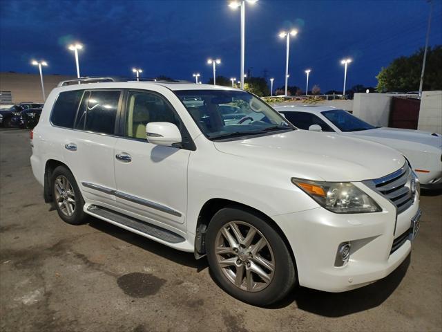 2014 lexus lx 570 base