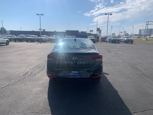 2020 hyundai elantra sel