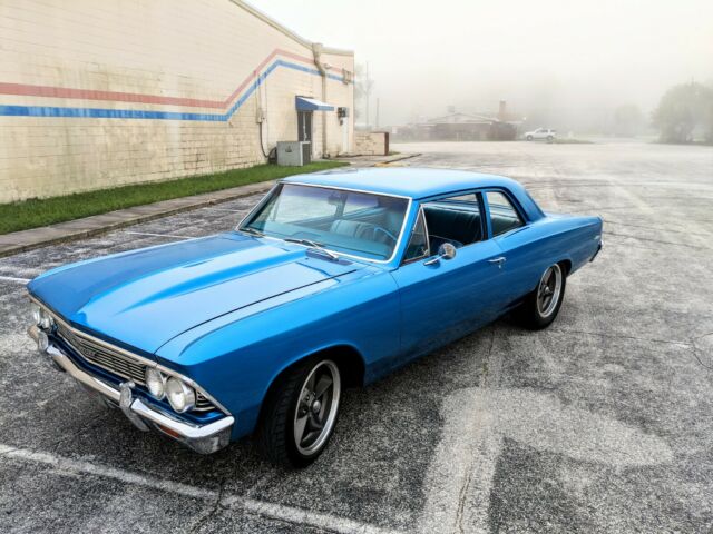 resto mod, chevelle 300 , high quality professional restoration, muncie 4 speed
