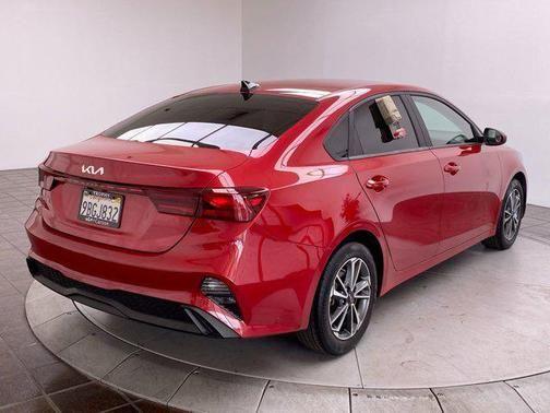 2022 kia forte