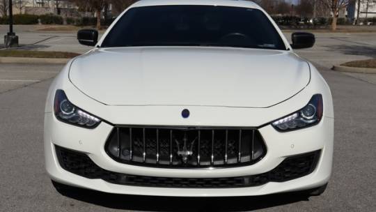2018 maserati ghibli standard