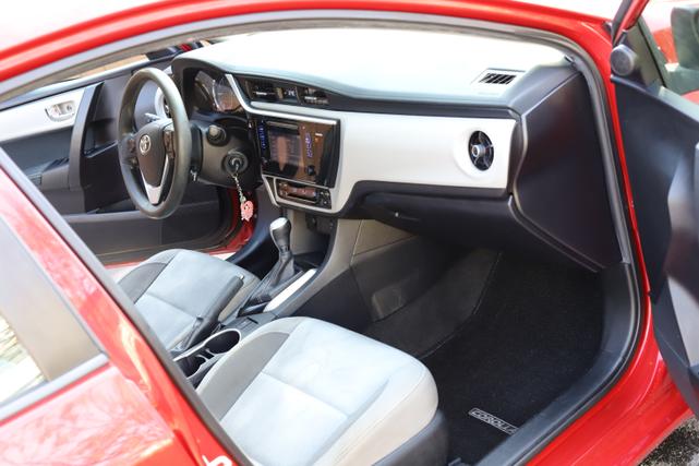 2017 toyota corolla le